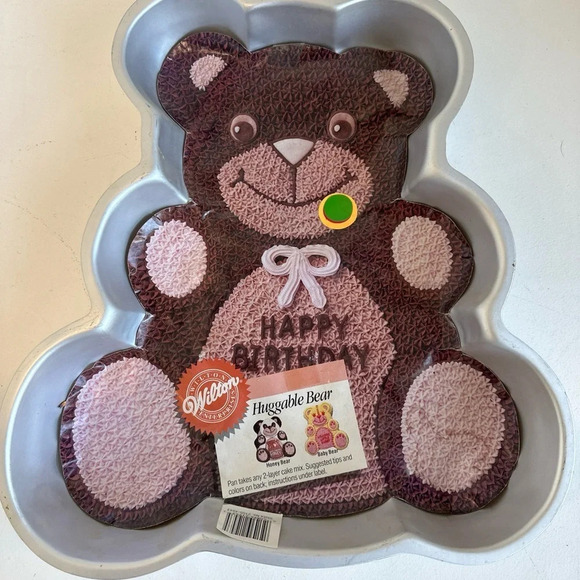 Wilton | 1982 Huggable Bear Cake Pan‎ - Picture 1 of 3
